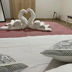  Bed & Breakfast Li Salini Italia